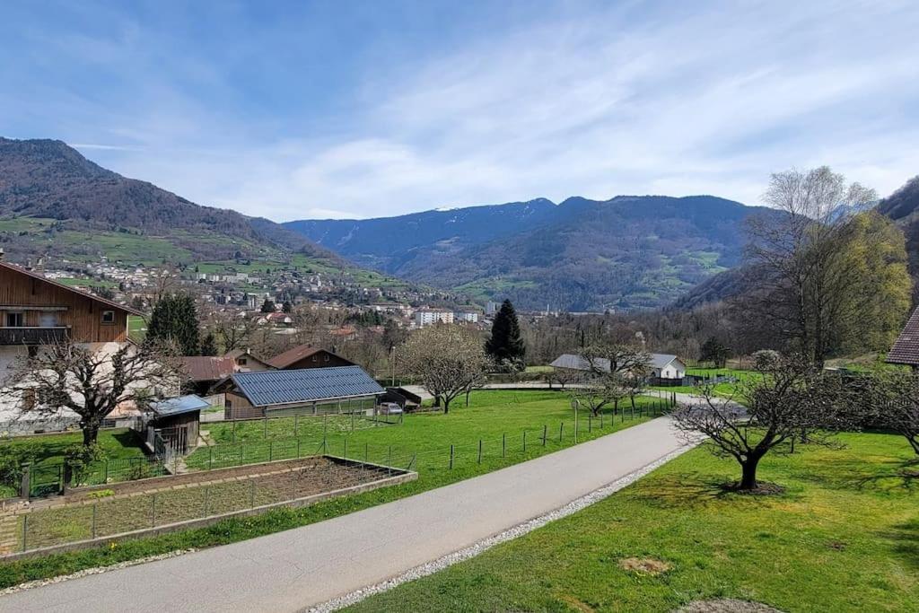 Superbe Appartement T2 Climatise, Idealement Situe يوجين المظهر الخارجي الصورة